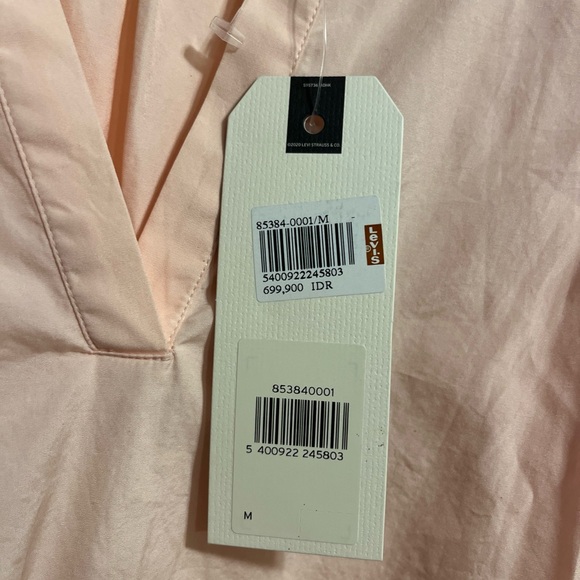 Super Cute and comfy Levi's Jordyn Top in Peach Blush - Picture 5 of 6